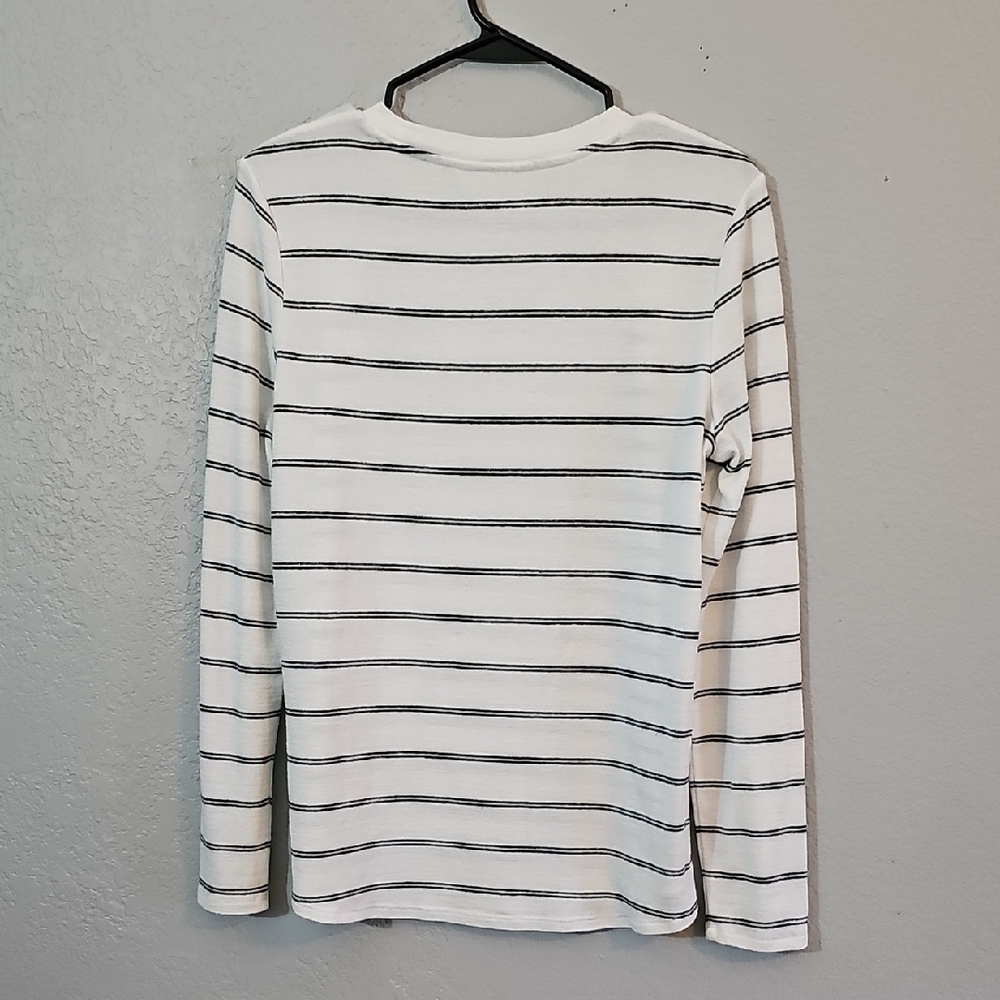 Market & Spruce Ivory and Charcoal Striped Light Sweater - Womens Size Medium - Picture 3 of 5